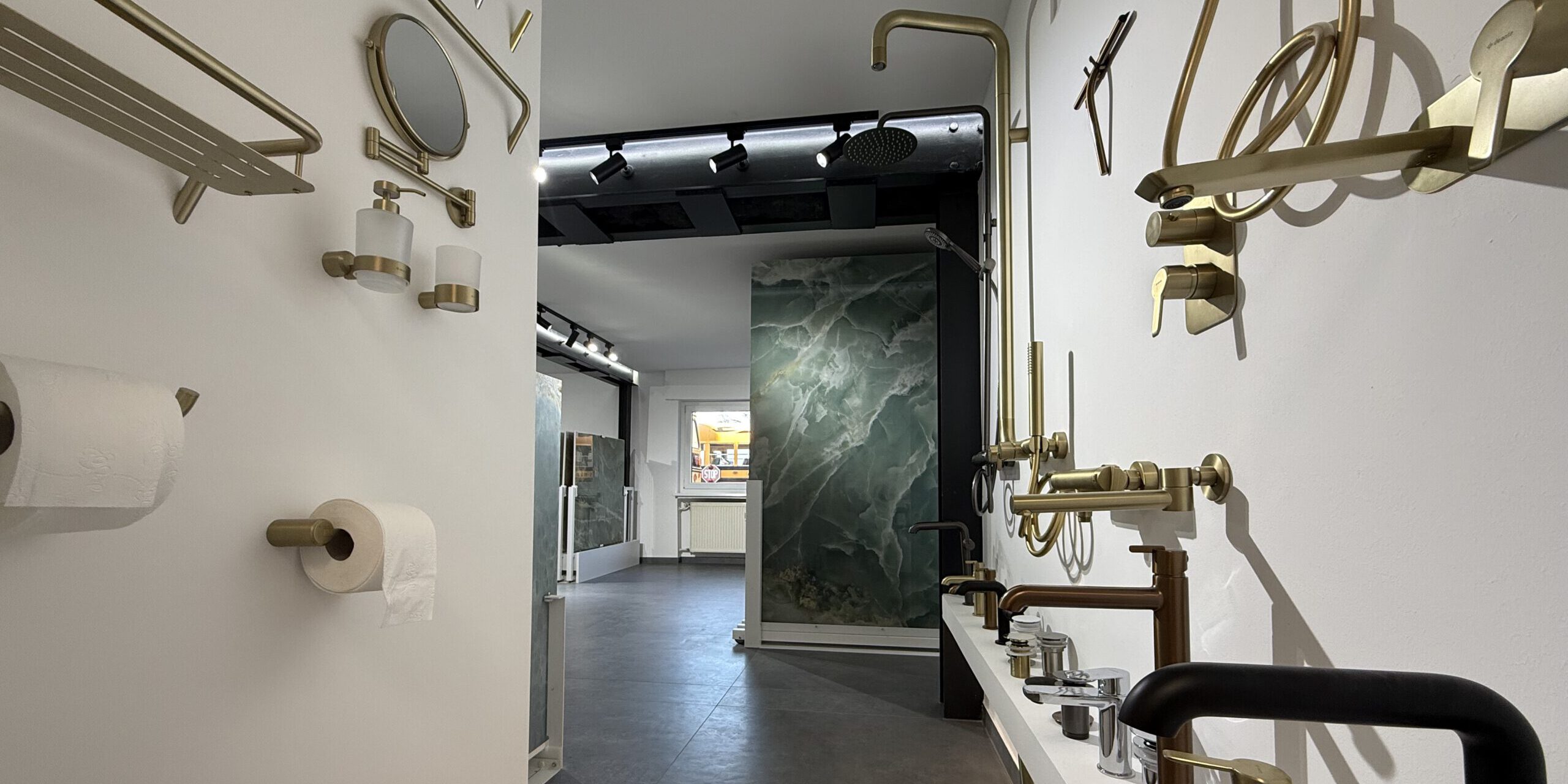 Großformat-Fliesen – moderne Wand- und Bodenfliesen im XXL-Format