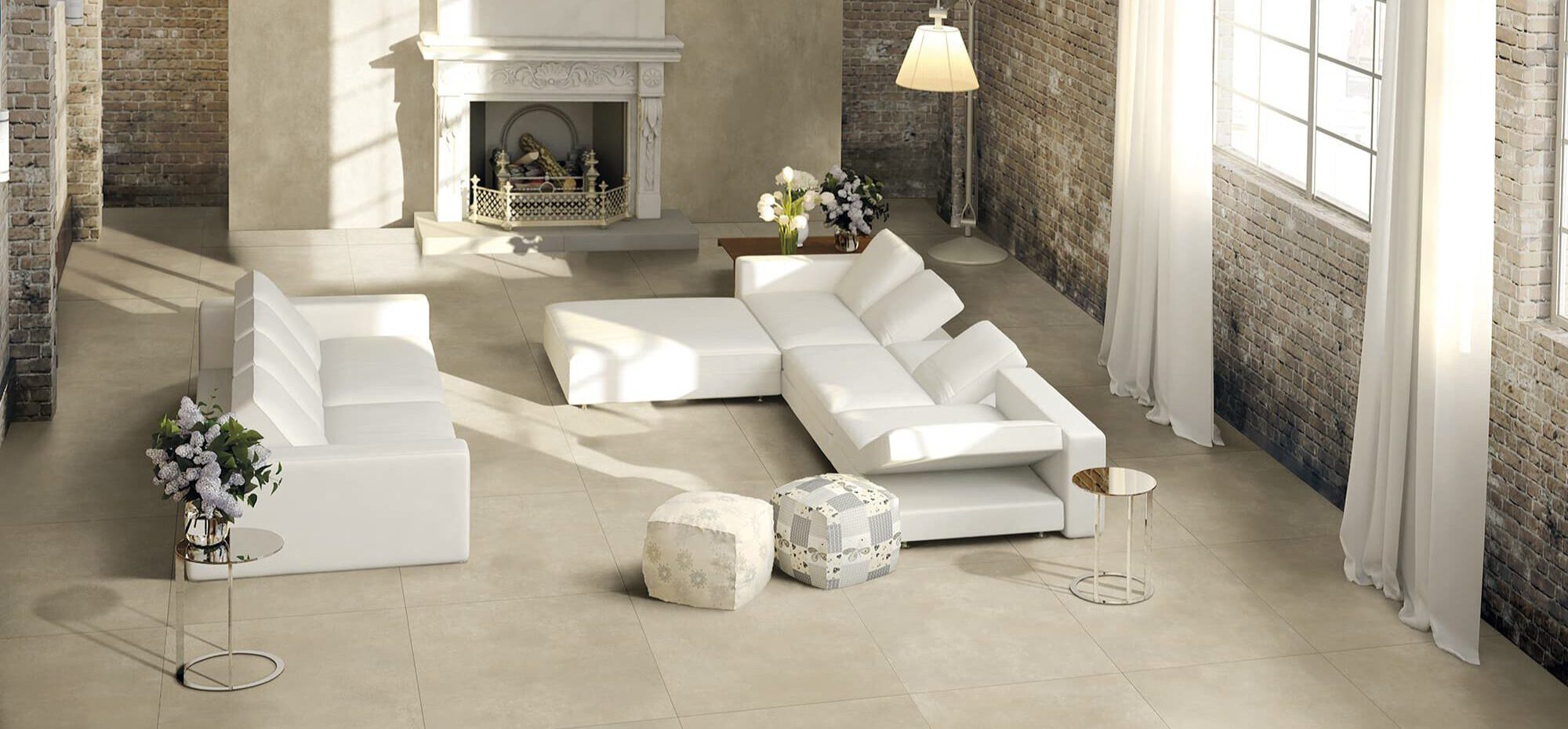 Großzügiger Loft mit Spachtel- und Betonoptik-Fliesen für moderne, offene Raumwirkung und architektonische Klarheit.